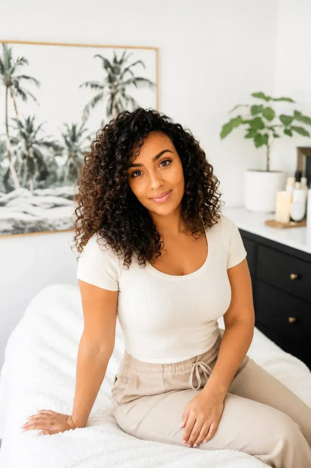 Aisha Mendes, licensed esthetician and lymphatic facialist at BodyTox by Renu