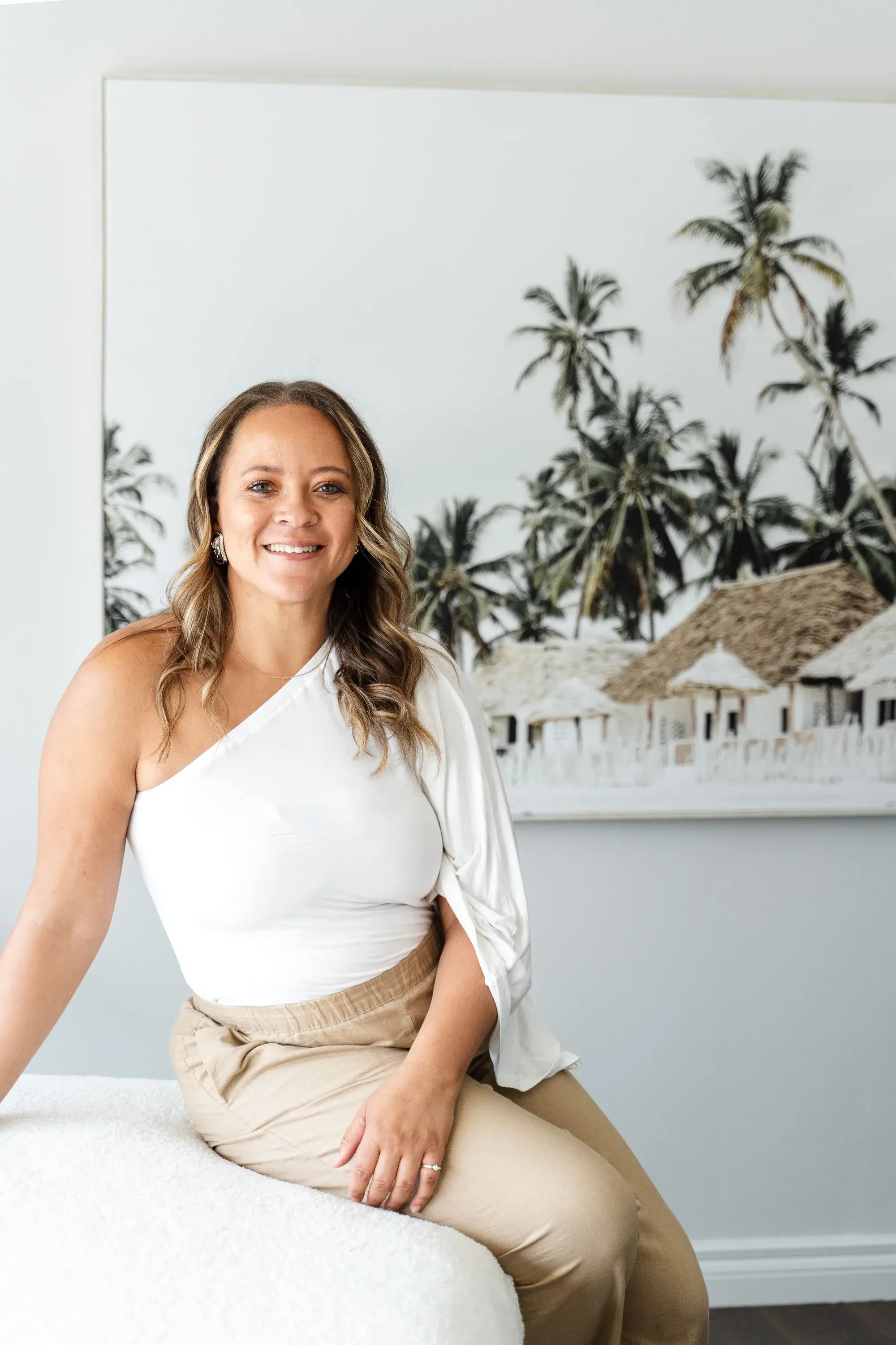 Meeghan Mackenzie, Certified Lymphedema Therapist and founder of Renu